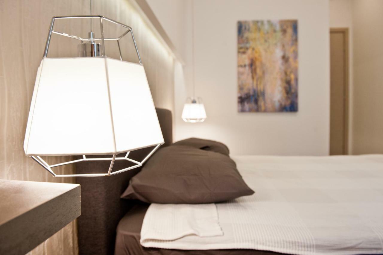 White Bell #Colony City Center Thessaloníki Exteriör bild